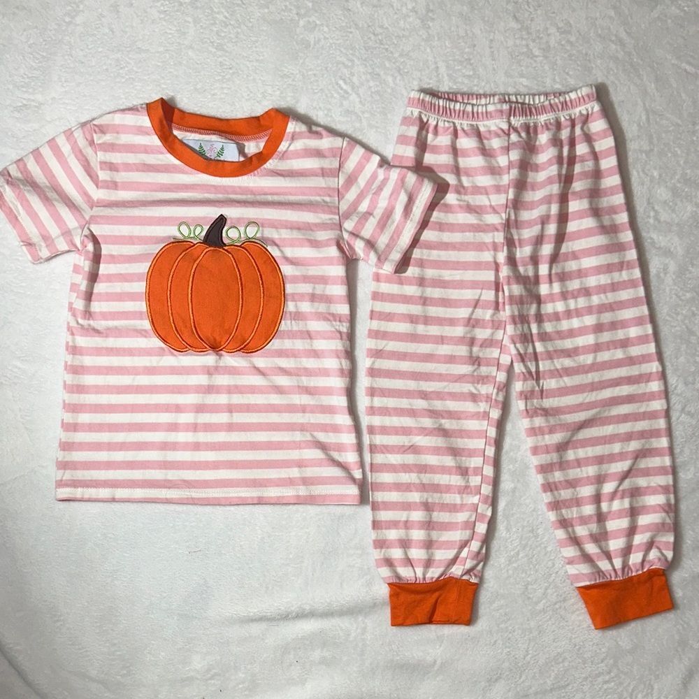 NWOT Harper & Lizzy pink stripe pumpkin appliqué top & pant set 5/6